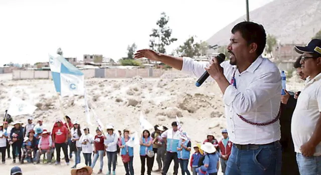 En Arequipa inauguran locales y prometen saneamiento 