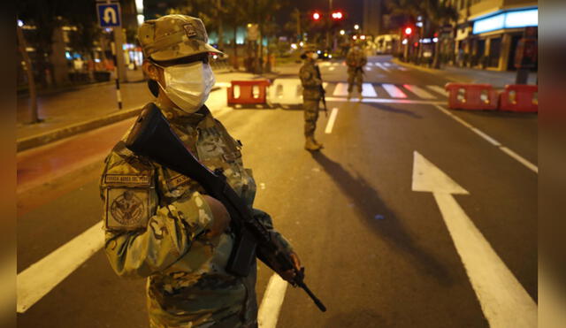 La inmovilización social obligatoria tendrá un nuevo horario durante Año Nuevo. Foto: EFE