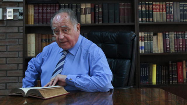 Ántero Flores-Aráoz: “El gabinete no está saliendo del Parlamento”