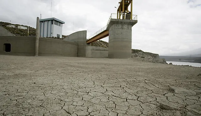 Descolmatación de represa Aguada Blanca provocaría contaminación del agua