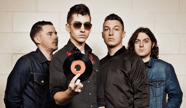 Arctic Monkeys se despide de los escenarios hasta su próximo álbum [FOTOS]