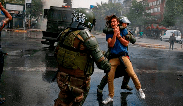 Represión policial ha dejado más de 2500 heridos en Chile