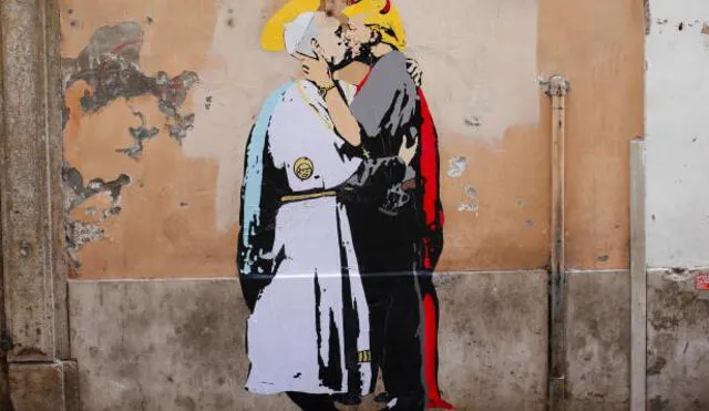 El mural que escandaliza a Roma: el papa Francisco besando a Donald Trump