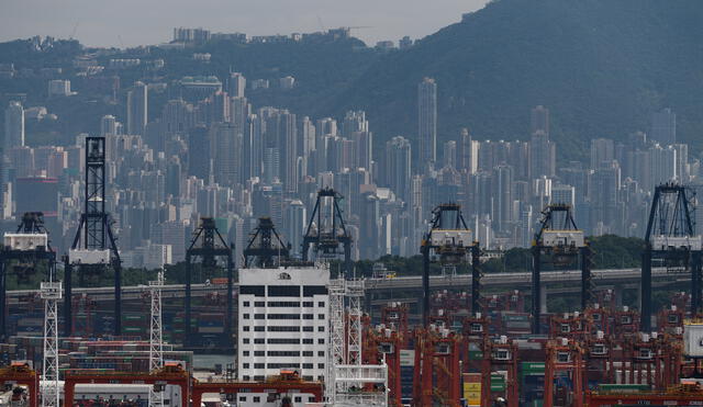 A general view of the Kwai Tsing Container Terminals port facility in Hong Kong on August 20, 2019. (Photo by Philip FONG / AFP)