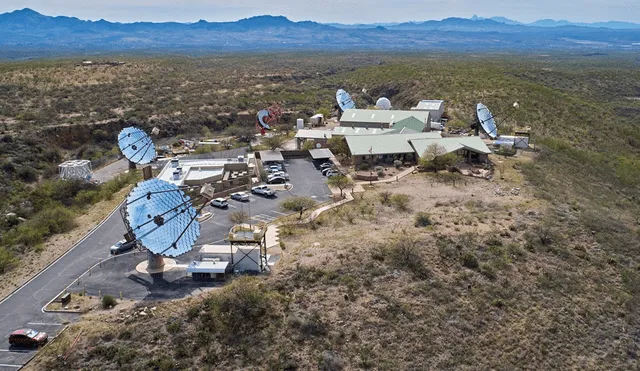 Los cuatro telescopios veritas en una montaña de Arizona | Foto: VERITAS