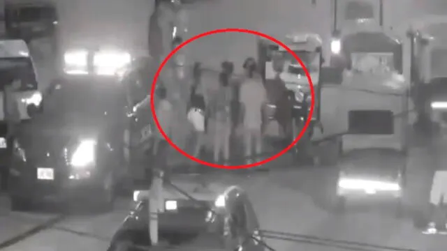 Cámaras captan a mujeres en pelea callejera en Tumbes [VIDEO]