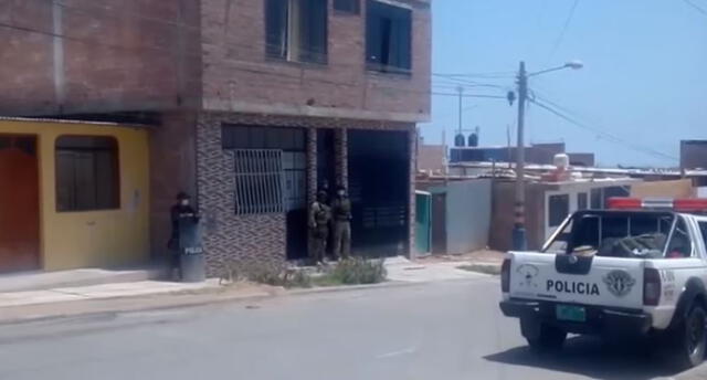 Policía allanó vivienda de la investigada en la ciudad de Mollendo. Foto: Captura video.