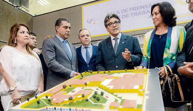 Gobierno anuncia construcción de hospital para 140 mil vecinos de Manchay
