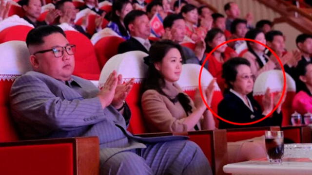 El líder norcoreano junto a su tía Kim Kyong-hui, a quien se creía muerta por órdenes de su propio sobrino. Foto: KCNA
