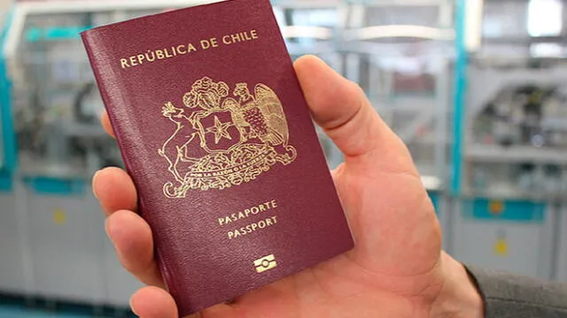 Pasaporte chileno. Foto: DW.