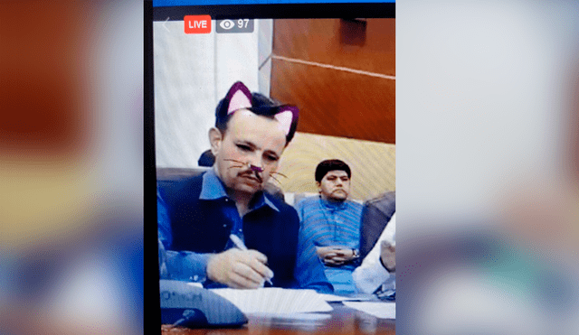 Facebook viral: políticos aparecen con filtro de gatos durante transmisión de conferencia [VIDEO]