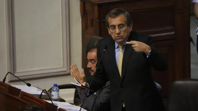 Del Castillo: "No hay condiciones para dejar sin efecto la confianza al gabinete"