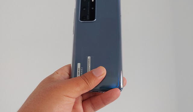 Huawei P40 Pro con protector.
