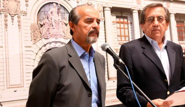 "El único responsable de caso Odebrecht en el APRA es Cornejo", afirma Mulder