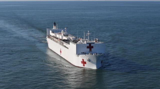 EE. UU. reafirma amparo a Venezuela y envía un buque hospital ante la crisis