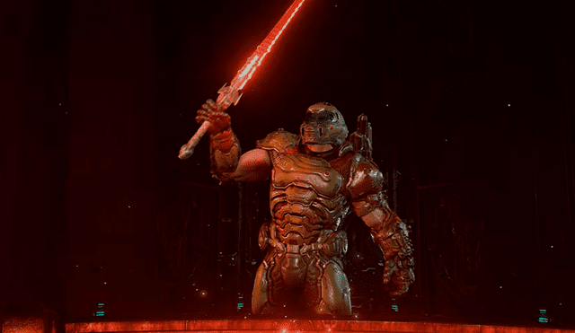 Doomguy empuñando la espada crisol en el reciente tráiler de Doom Eternal.
