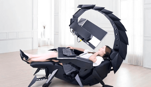 La silla gamer cuesta 3.200 dólares, pero en algunos portales puede llegar a costar 1.900 dólares. Foto: Glitched.online