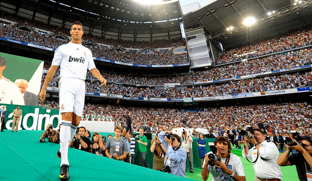 Cristiano Ronaldo: se cumple 11 años de la presentación del portugués en el Santiago Bernabéu. Foto: AFP