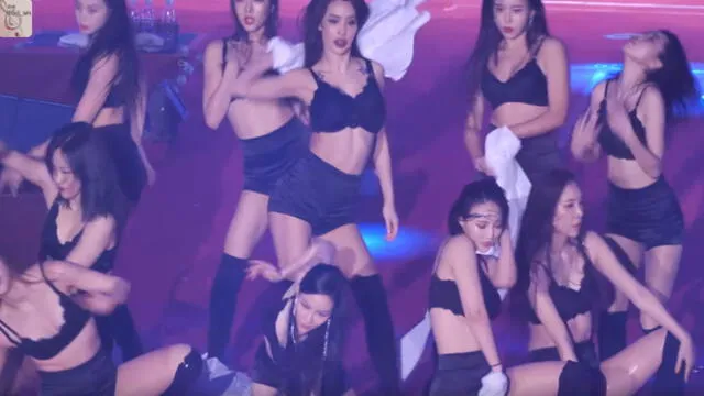 PSY acusado por sexualizar presentaciones de sus bailarinas