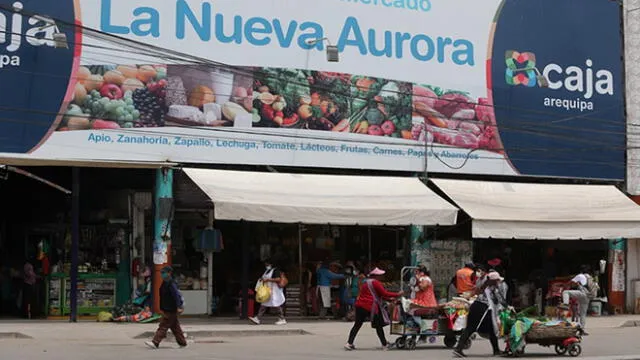 Más de 50 mercados del Avelino Cáceres funcionan por estos días.