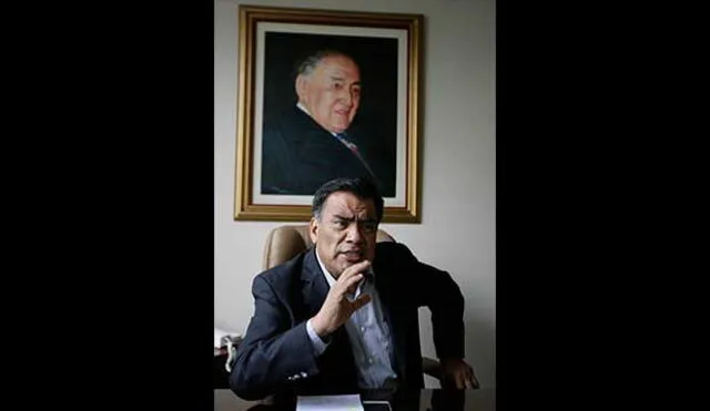 Velásquez Quesquén: “Alarcón es inconveniente para la democracia”