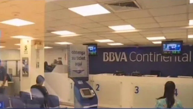 Ate: seis delincuentes armados asaltaron agencia del Banco Continental [VIDEO] 