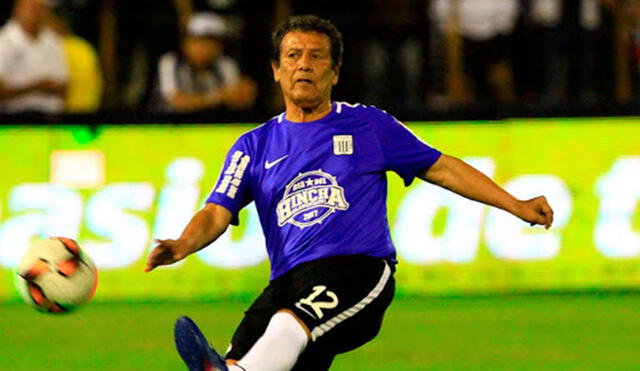 César Cueto logró tres campeonatos locales con Alianza Lima en su etapa como jugador. Foto: La República