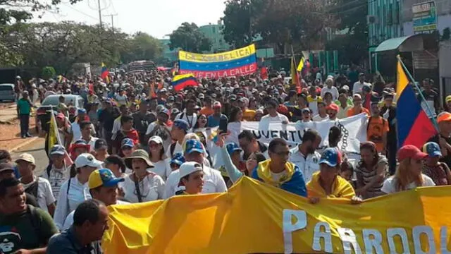 Venezuela marchó contra Maduro y exigió ayuda humanitaria