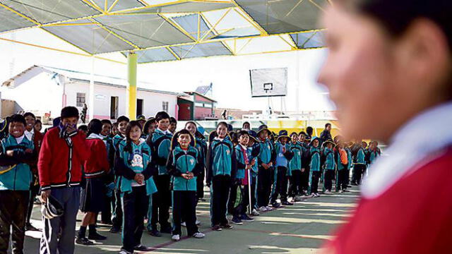 Por paro suspenden labores escolares en provincia de Arequipa y La Joya