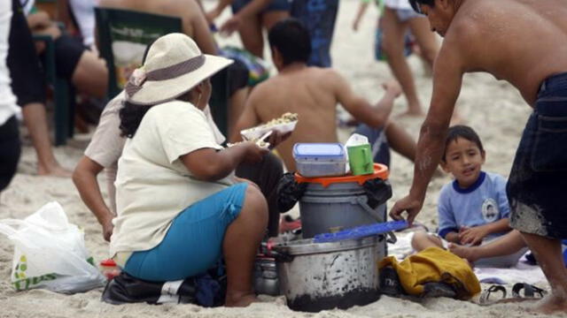 Multarán a personas que lleven alimentos y mascotas a estas playas de Lima