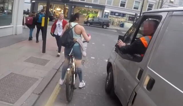 En Facebook, gran lección le dio una ciclista a un conductor acosador en la calle