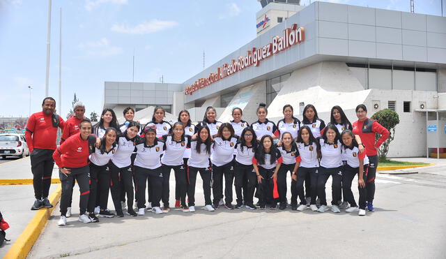 El equipo femenino del Melgar, ya se encuentra en Lima. Foto FBC Melgar.