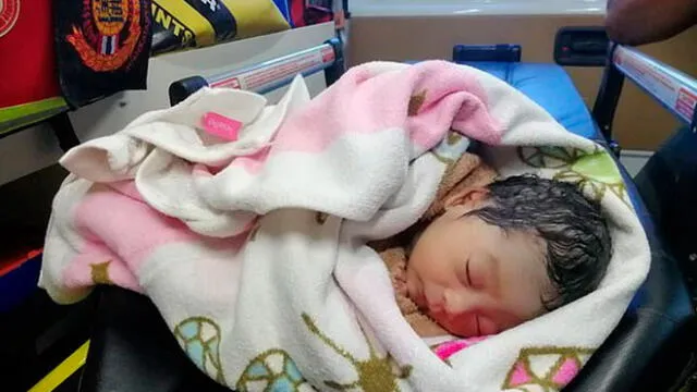Rescatan a bebé después de ser abandonado en una bolsa de basura [VIDEO]