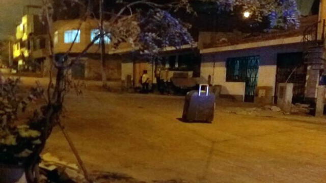 Maleta abandonada en la calle alarmó a vecinos de Villa El Salvador