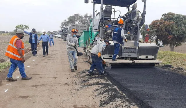 Lambayeque Mochumí carretera asfalto Gobierno Regional