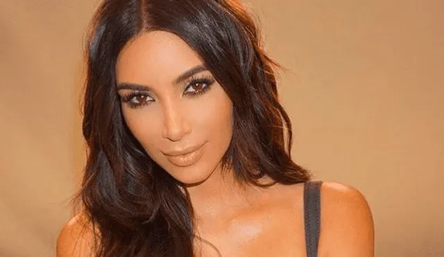 El dermatólogo de Kim Kardashian te dice cómo dormir para evitar las ojeras