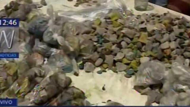 Semana Santa: comerciantes venden piedras 'para el amor' a los fieles en cerro San Cristóbal [VIDEO]