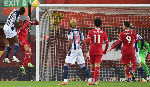Semi Ajayi puso el 1-1 del Albion frente al Liverpool. Foto: EFE