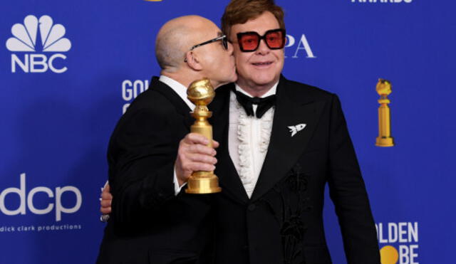 BEVERLY HILLS, CALIFORNIA - JANUARY 05: Bernie Taupin (L) and Elton John pose in the press room with the award for Best Original Song - Motion Picture during the 77th Annual Golden Globe Awards at The Beverly Hilton Hotel on January 05, 2020 in Beverly Hills, California. (Photo by Kevin Winter/Getty Images)