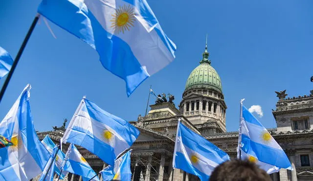 FMI confirma el desembolso de 7.600 millones de dólares para Argentina