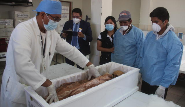 Diligencia de Armado de restos exhumados e identificados en Ayacucho