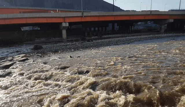 Río Rímac aún se halla contaminado en la zona urbana de Lima. Foto: URPI-GLR