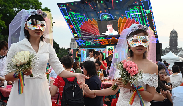 China subraya que no seguirá los pasos de Taiwán en la aprobación de matrimonio gay