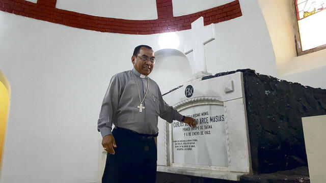 Cuerpo de obispo Garaycoa será enterrado en la catedral