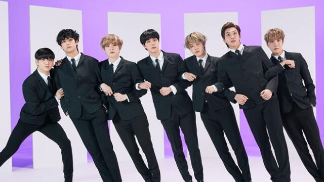 Desliza para ver más fotos de BTS FESTA 2020.