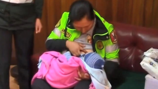 Infante fue alimentado con leche materna y recibió atención médica. (Foto: Captura de video / Latina Noticias)