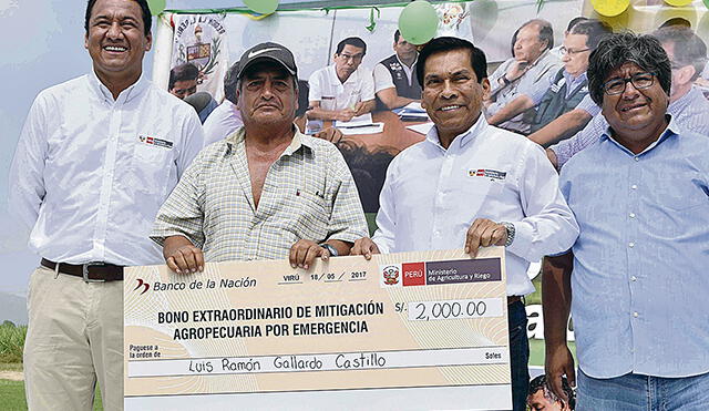 Ministro entregó bonos de ayuda a 500 agricultores de Trujillo, Virú y Ascope