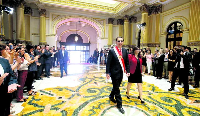 Vizcarra llegó a la presidencia en medio de grave crisis política