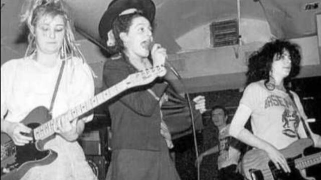 Conoce la historia de ‘Palm Olive’, fundadora de la primera banda punk femenina