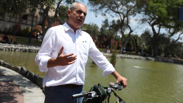 Manuel Velarde sostiene que el sistema público de bicicletas se sostiene en la publicidad de obtenida por la concesionaria, sin afectar el presupuesto del municipio. (Foto: Archivo Grupo de La República)